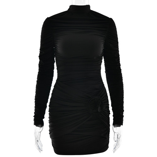 Round neck long sleeved solid color pleated standing flower bag hip dress