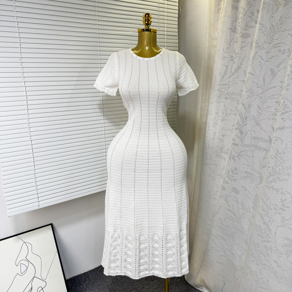 Round neck nail bead hollow short sleeved knitted dress