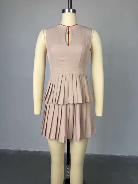 V-neck high waisted pleated A-line dress short skirt