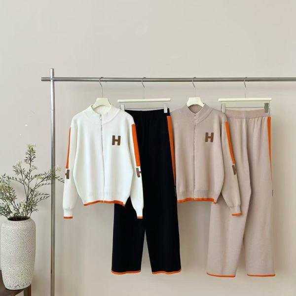 Large zipper knitted letter long sleeved jacket wide leg pants two-piece set