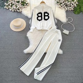 Long sleeved stand up collar zipper knitted jacket, high waist wide leg pants two-piece set