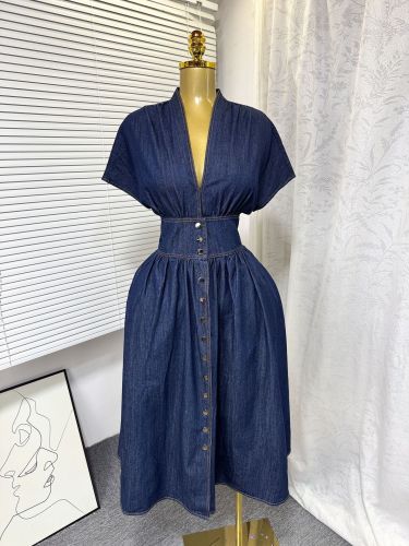 Deep V-neck cinched waist button pleated denim skirt