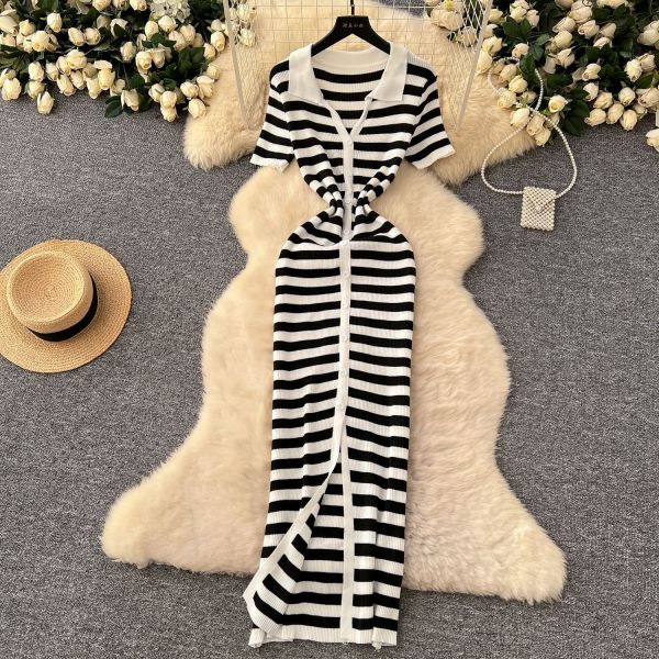 Color blocked lapel single breasted striped knitted dress