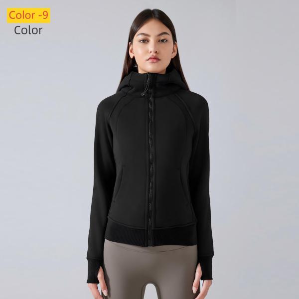 Thick and warm hooded sweatshirt jacket top
