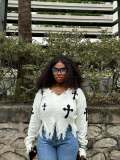 Tight knit versatile sweater