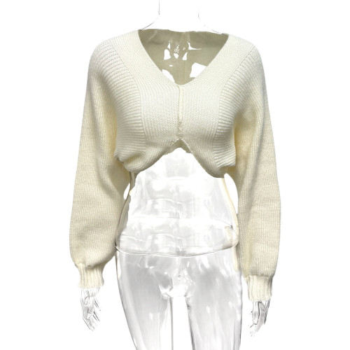 V-neck exposed navel short knitted sweater