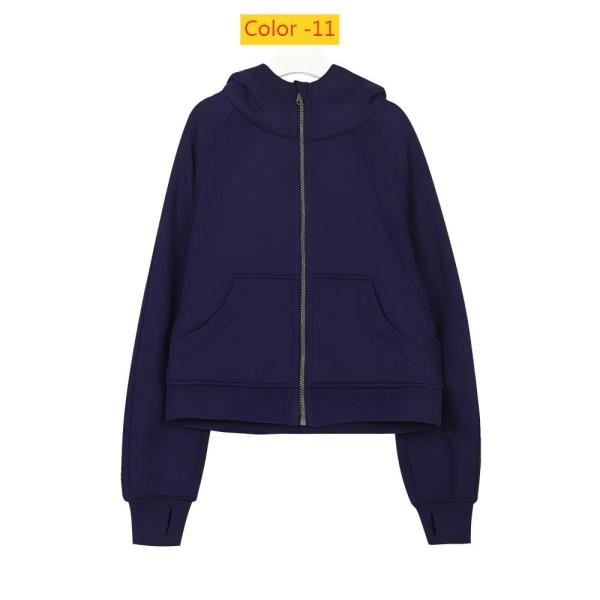 Full zip loose hoodie with loose short fit and plush hoodie