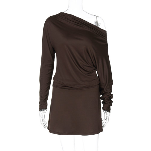 Slanted collar long sleeved short skirt set