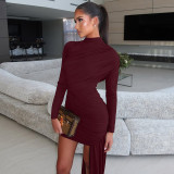 Round neck pleated hip hugging ribbon long sleeved dress