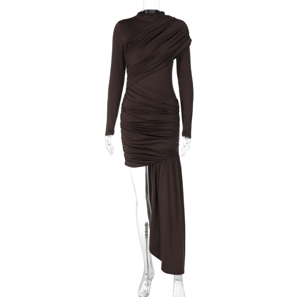 Round neck pleated hip hugging ribbon long sleeved dress