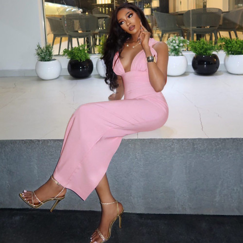 Wrinkled chest and hip wrapped skirt with a cinched waist, V-neck and neck hanging long dress