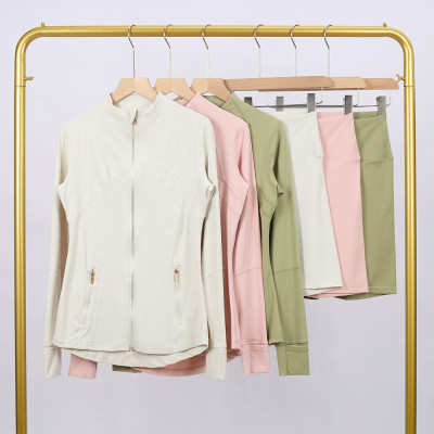 Golden zipper Slim fit elastic jacket, cropped pants, yoga fitness suit