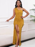 Slanted shoulder slit long skirt with sequins