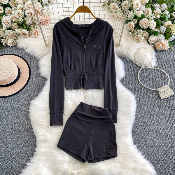 Zipper Embroidered Hoodie Coat Hip Lifting Shorts Two Piece Set