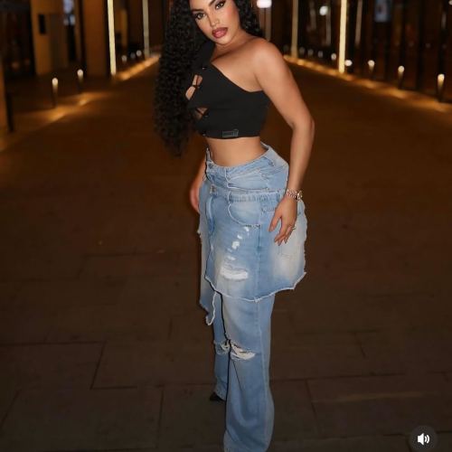 Elastic apron ripped straight leg jeans