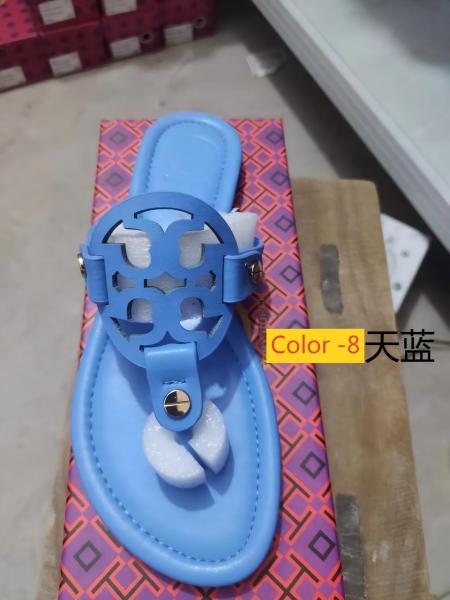 Flat bottomed sandals with anti slip angle and toe clamped flip flops