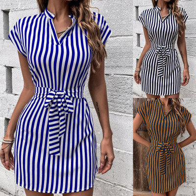 Sleeveless striped lace up dress