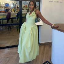 Hanging neck V-neck three-dimensional flower dress