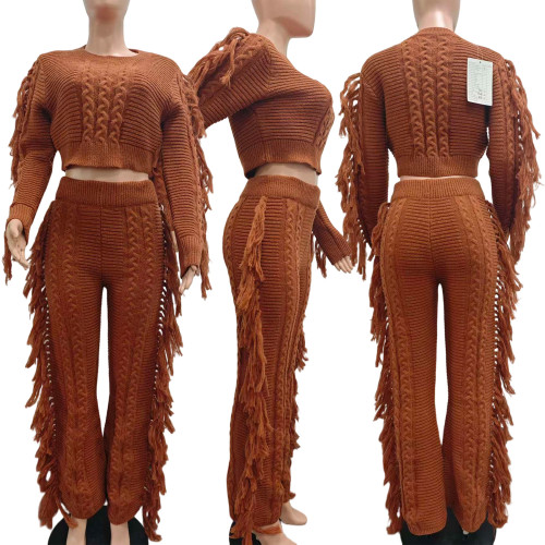 Solid color knitted long sleeved tassel set