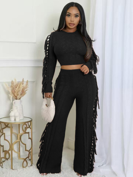 Solid color knitted long sleeved tassel set
