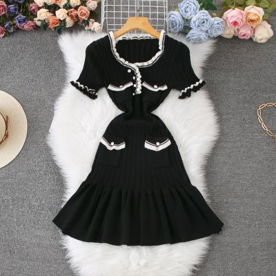 Button fake pocket skirt ruffled short sleeved knitted dress