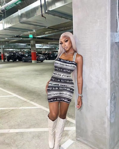 Jacquard letter logo backless knitted skirt