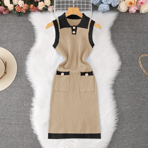 Polo collar knitted skirt with hip hugging plaid vest skirt