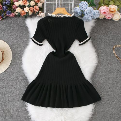 Button fake pocket skirt ruffled short sleeved knitted dress