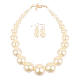 Imitation pearl collarbone chain