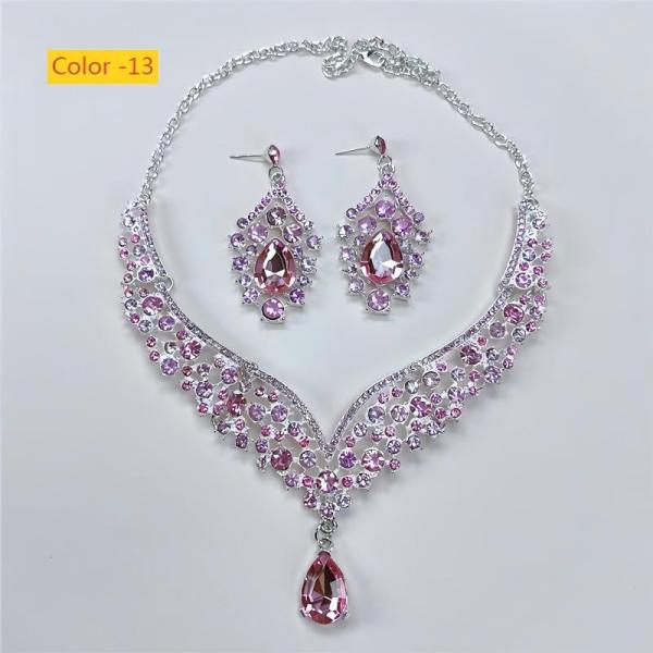Crystal necklace set