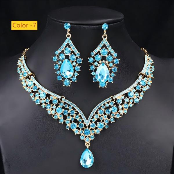 Crystal necklace set