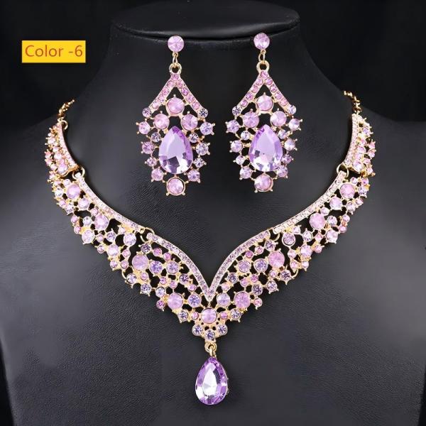 Crystal necklace set