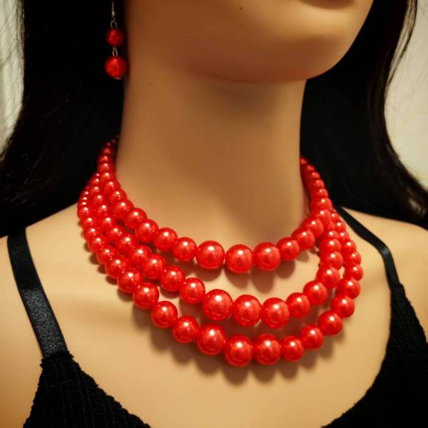 Imitation pearl collarbone multi-layered necklace