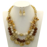 Exaggerated two-color bead multi-layer clavicle chain