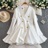 V-neck metal buckle, waist cinched, fluffy, large swing, mid length skirt
