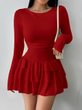 Solid-colored long-sleeved dress