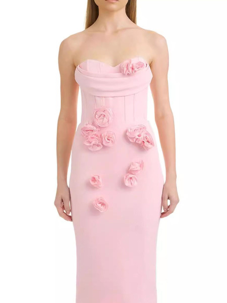 Strapless three-dimensional flower bandage dress