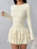 Solid-colored long-sleeved dress