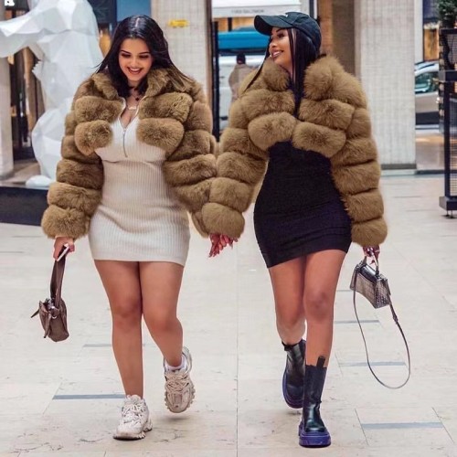 Short faux fur coat