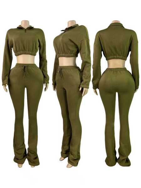 Two piece set of half zipper exposed navel and velvet sweatshirt with micro flared pants