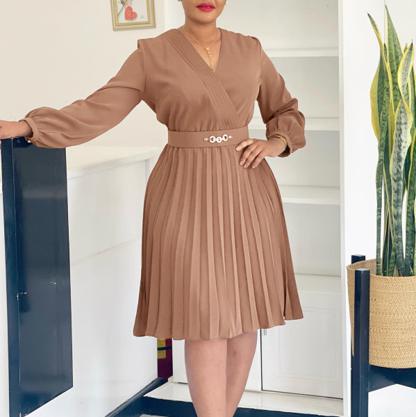 V-neck pleated high waisted dress