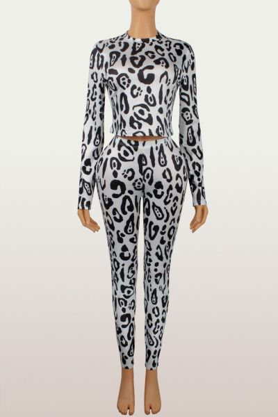 Perspective leopard print long sleeved shirt and pants set