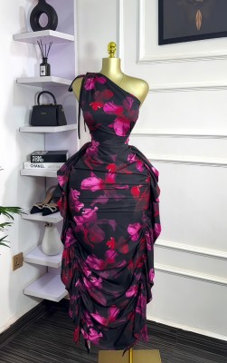 Sleeveless single shoulder diagonal collar printed lace up ruffle edge tight dress