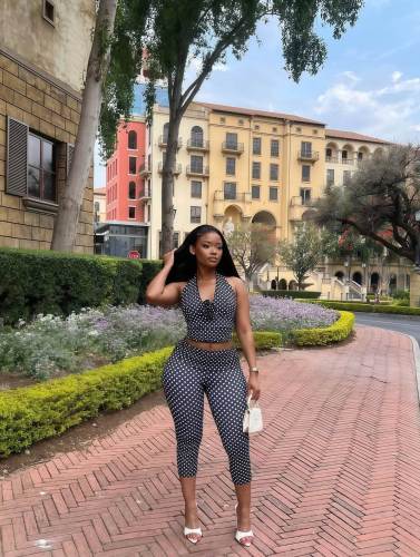 Sleeveless V-neck halter top, backless top, tight pants two-piece set