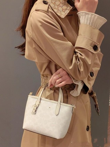 Handheld single shoulder diagonal cross bag