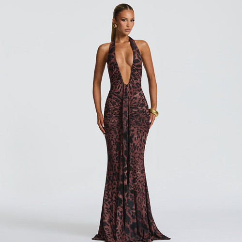 Deep V-neck halter backless pleated dress