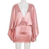 Loose simulation silk V-neck long sleeved dress with ample swing and hip hugging design