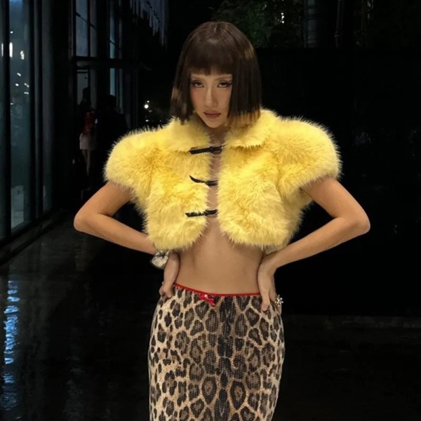 Fox Fur Kan Shoulder Sleeveless Top Ultra Short