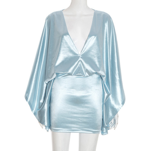 Loose simulation silk V-neck long sleeved dress with ample swing and hip hugging design