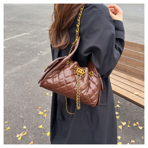 Drawstring bucket bag armpit shoulder tote bag